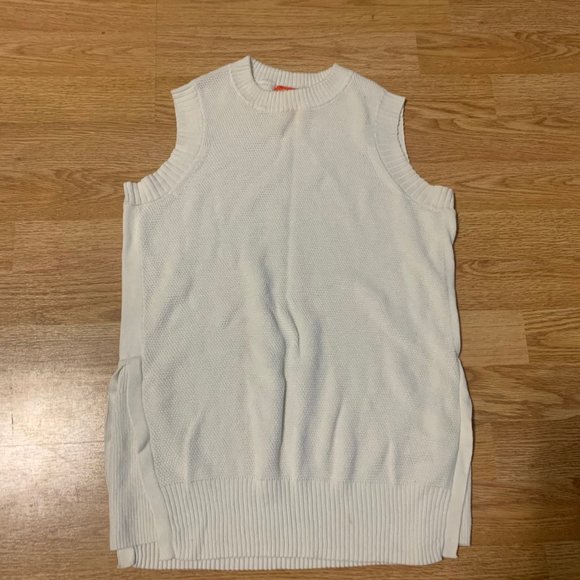 Joe Fresh, knit sleeveless top - Picture 1 of 1